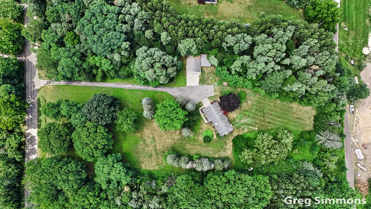 1079 Rector Street Ne, Sparta, MI 49345 - #1