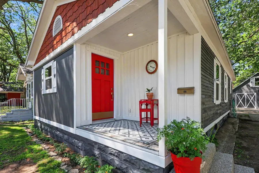 686 Marquette Avenue, Muskegon, MI 49442 - #3
