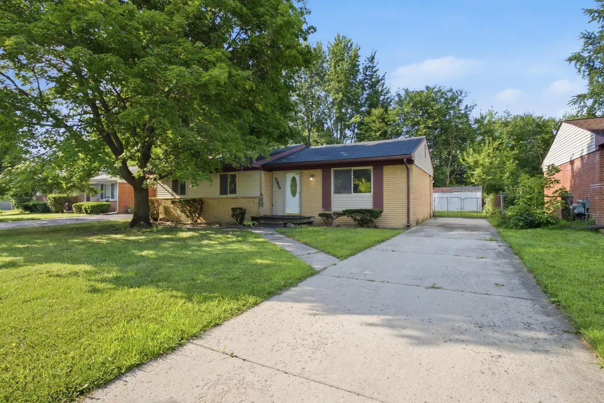 42039 Arthur Street, Belleville, MI 48111 - #1