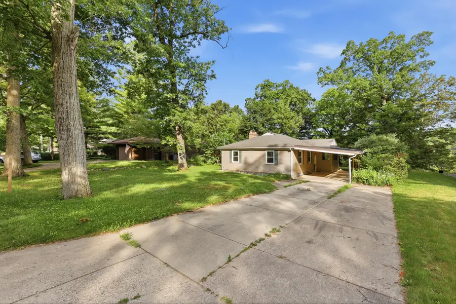 2757 Cascade Springs Drive Se, Grand Rapids, MI 49546 - #2