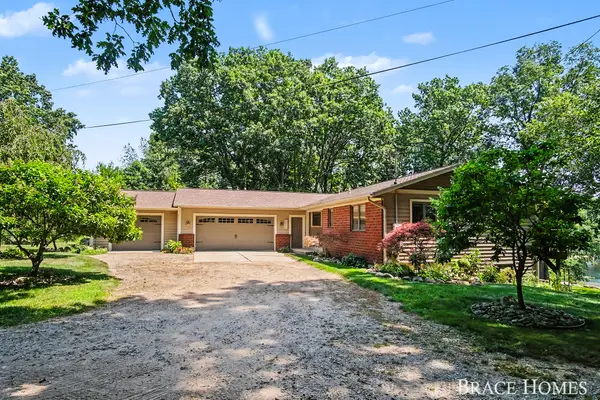3050 Kenyon Lane, Middleville, MI 49333