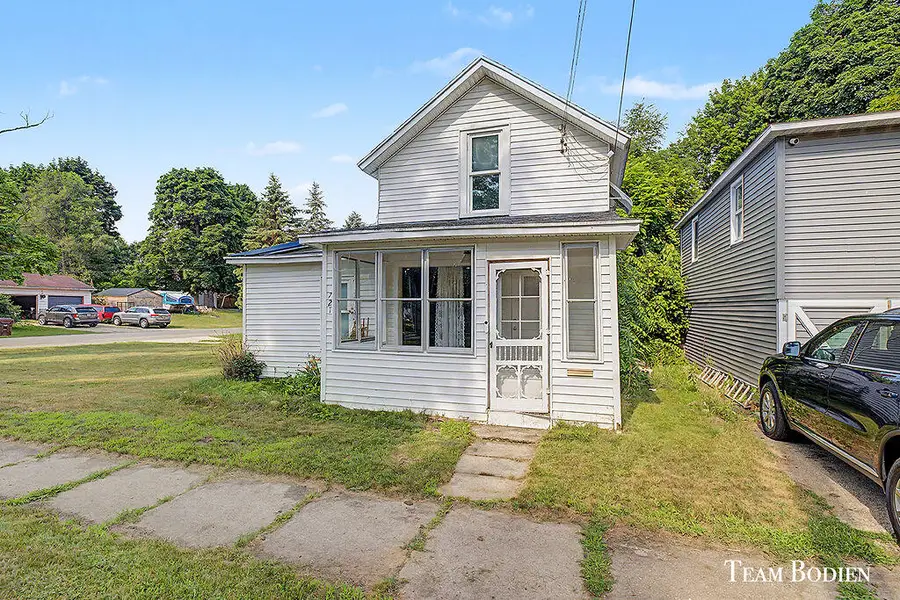 721 Pearl Street, Belding, MI 48809 - #2