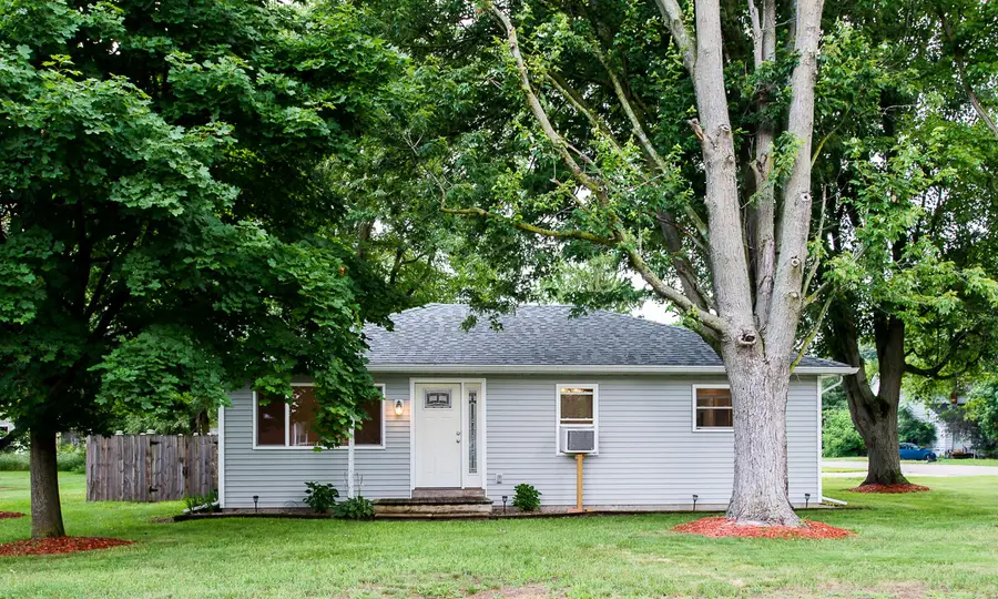 245 Mann Street, Pinckney, MI 48169 - #2