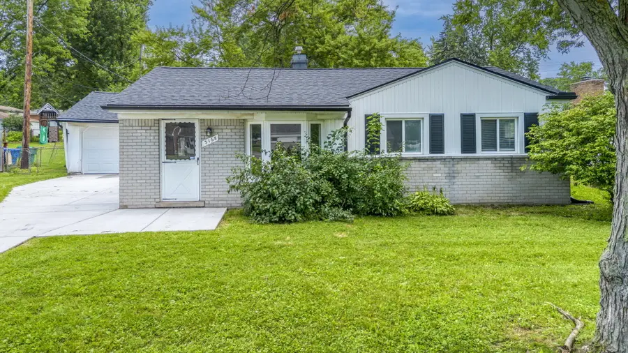 3168 Herbell Drive, Waterford, MI 48328 - #3