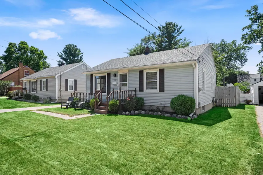 2561 Taft Avenue Sw, Wyoming, MI 49519 - #3
