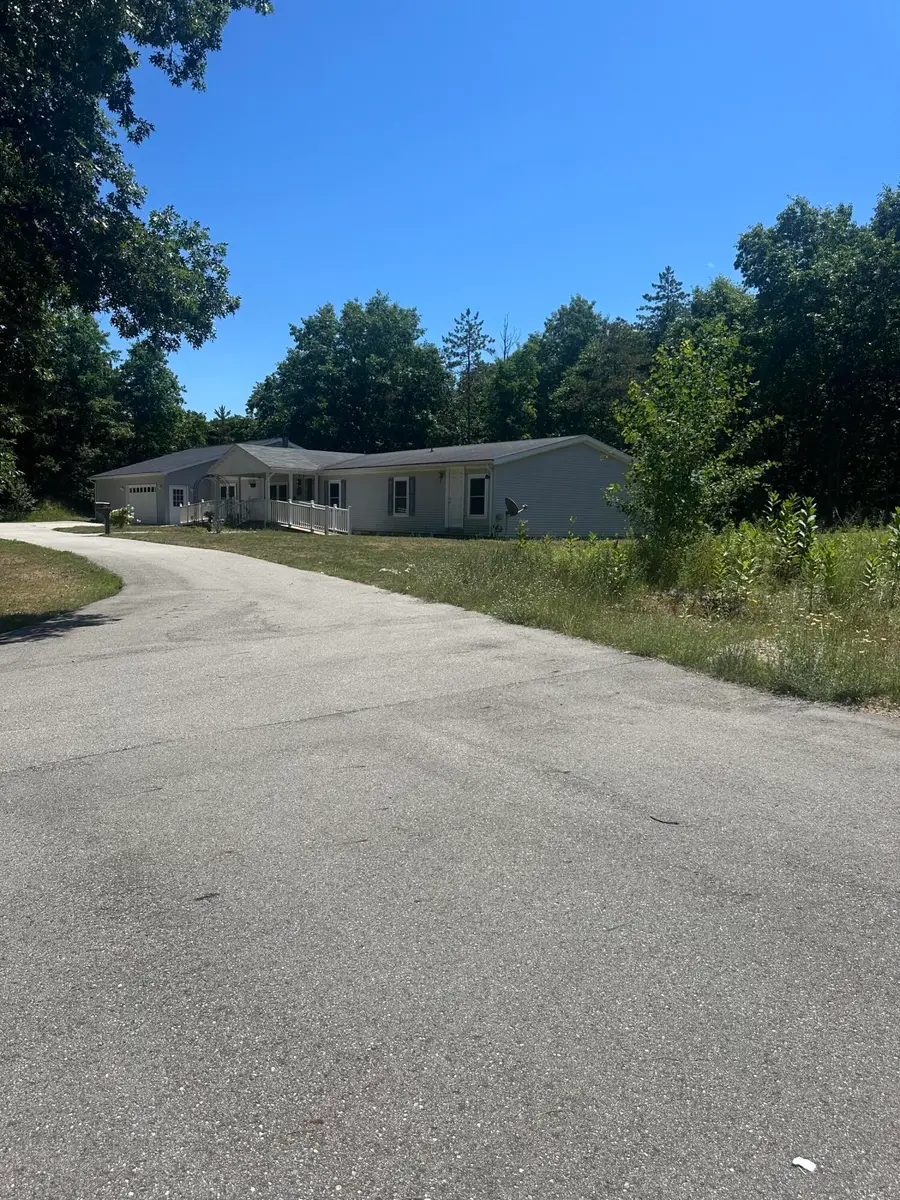 4932 E Polk Street, White Cloud, MI 49349 - #3