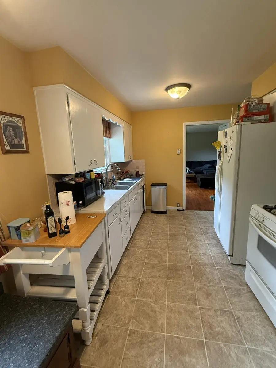 2463 Virginia Road, Benton Harbor, MI 49022 - #2