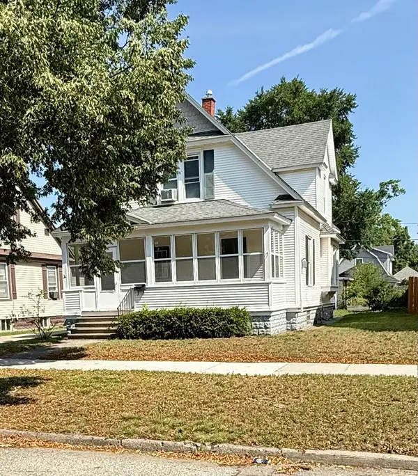 35 E 20th Street, Holland, MI 49423