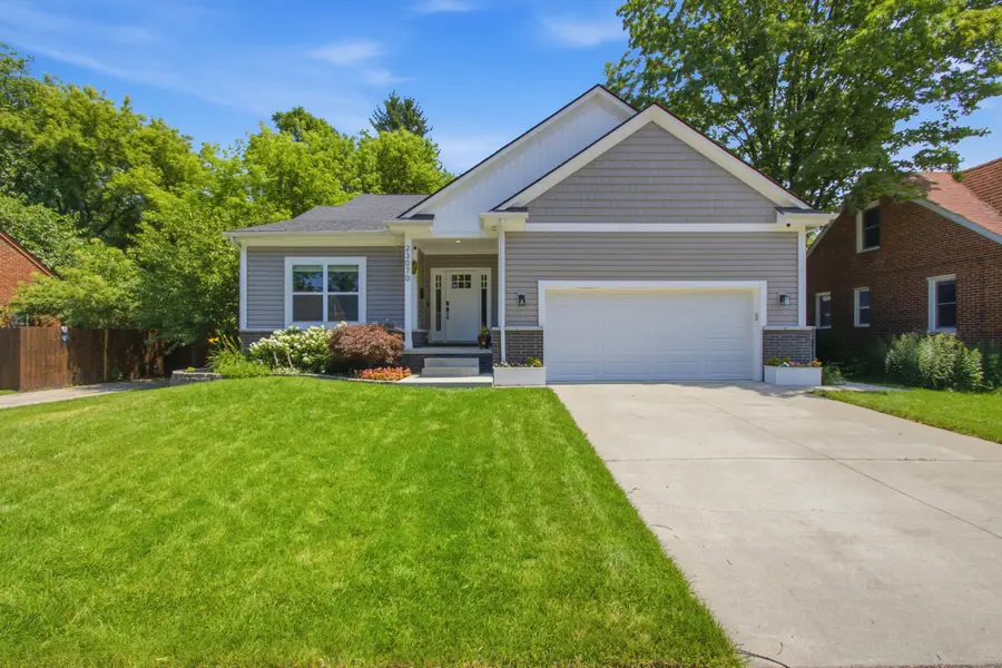 23070 Meadowlark Street, Oak Park, MI 48237 - #2
