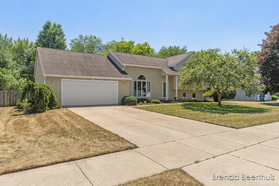 3374 Gold Dust Street Ne, Belmont, MI 49306 - #2