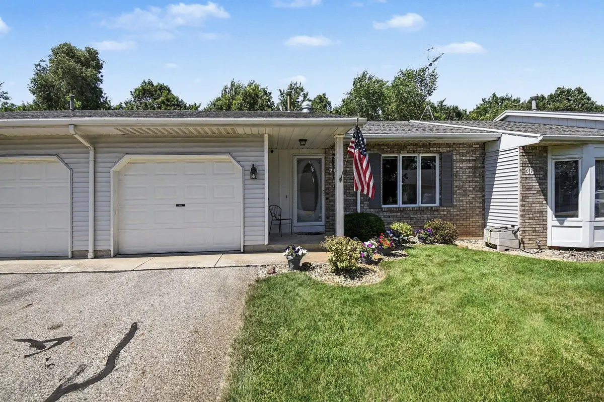 2831 Bridgeside Drive Se, Caledonia, MI 49316 - #1