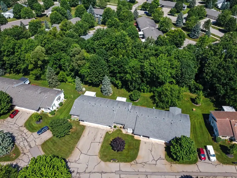 2831 Bridgeside Drive Se, Caledonia, MI 49316 - #2