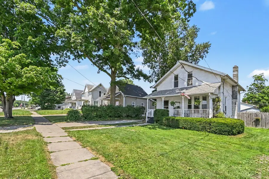 618 W Lawrence Avenue, Charlotte, MI 48813 - #2