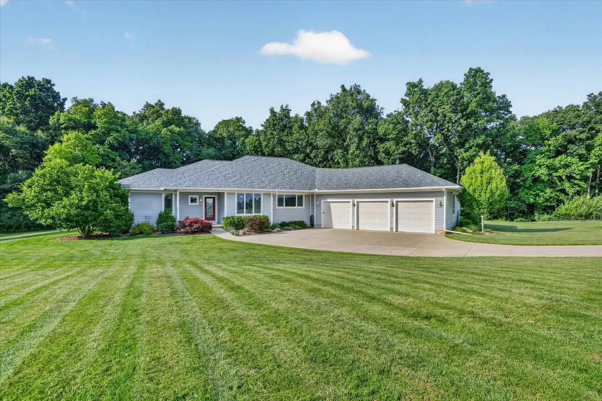 9348 Stoneview Lane, Whitmore Lake, MI 48189 - #1