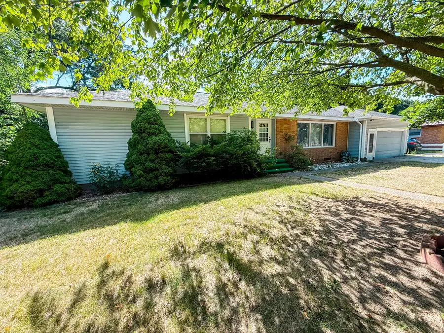 744 S Quarterline Road, Muskegon, MI 49442 - #3