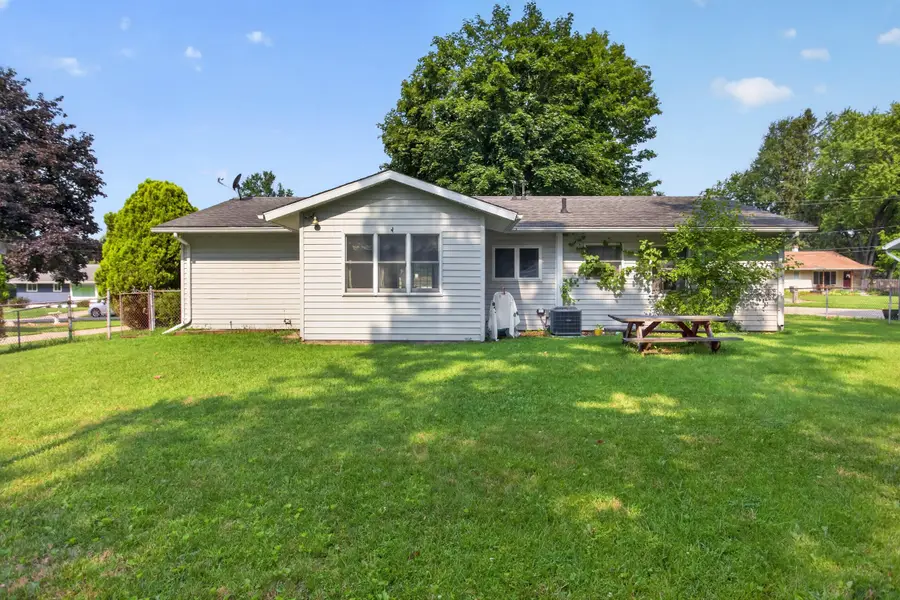 3439 Acacia Boulevard, Jackson, MI 49203 - #2