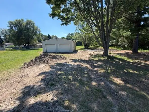 1707 N Greenville Road, Stanton, MI 48888