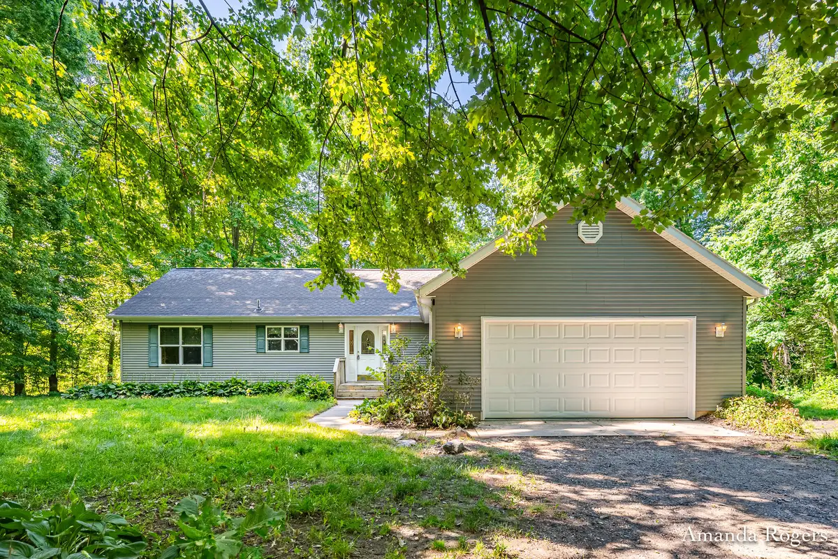 650 Parnell Avenue Se, Lowell, MI 49331 - #1