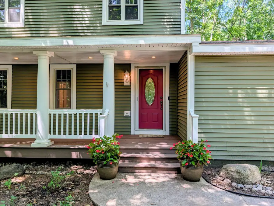 800 W Willis Road, Saline, MI 48176 - #2