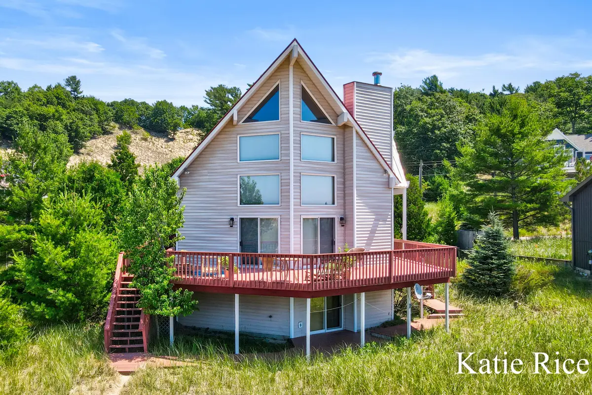 9221 W Thomas Road, Shelby, MI 49455 - #1