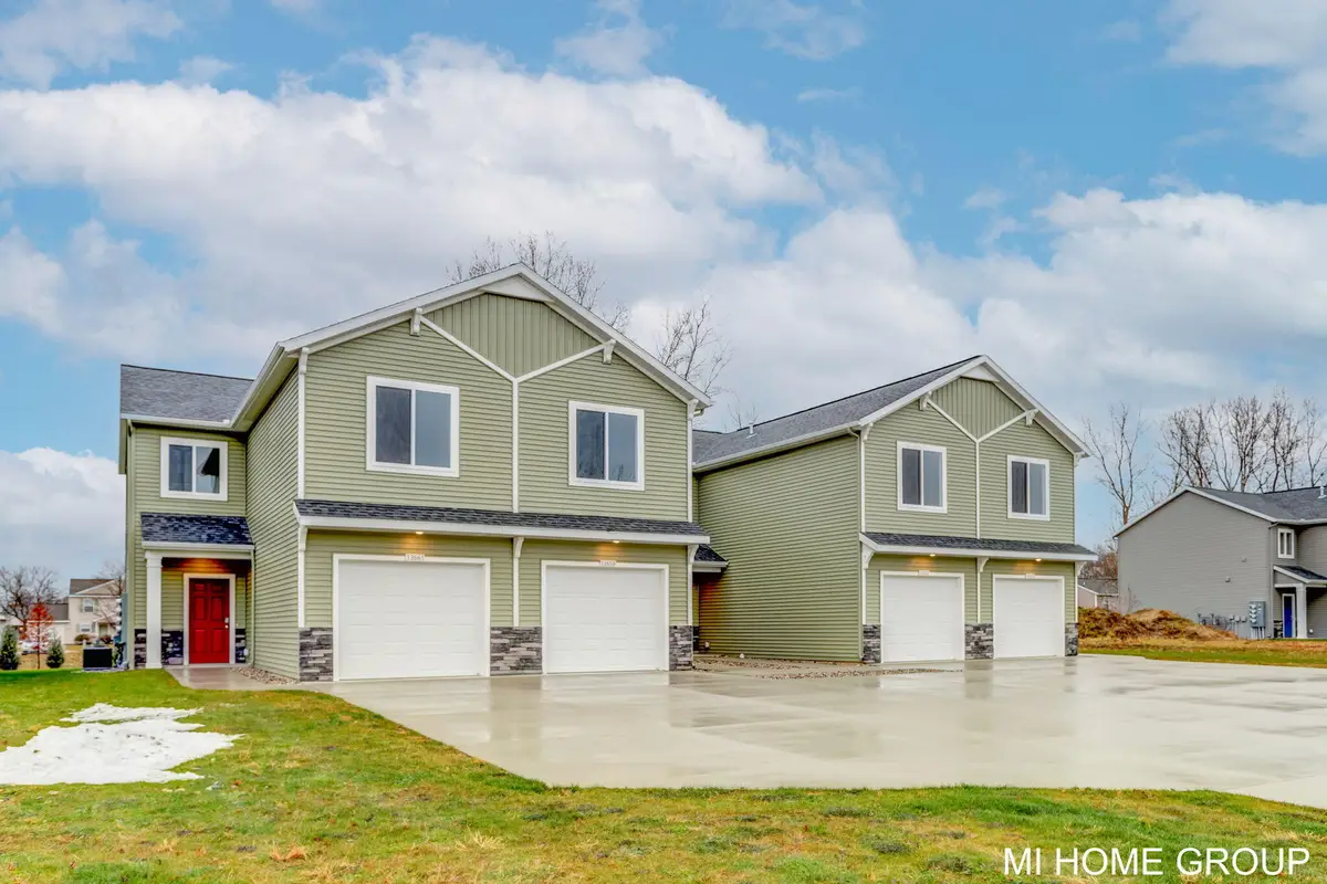 13680 Signature Drive, Holland, MI 49424 - #1
