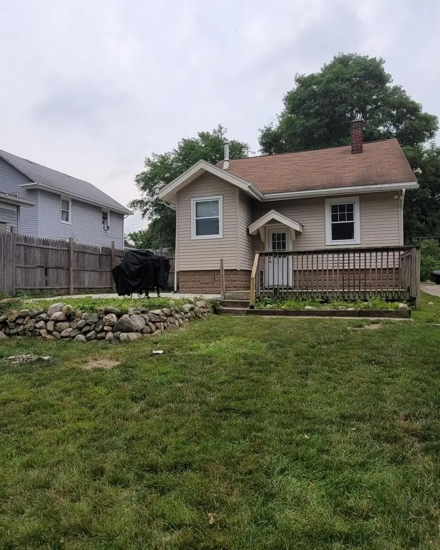 1112 Woodsum Street, Jackson, MI 49203 - #3