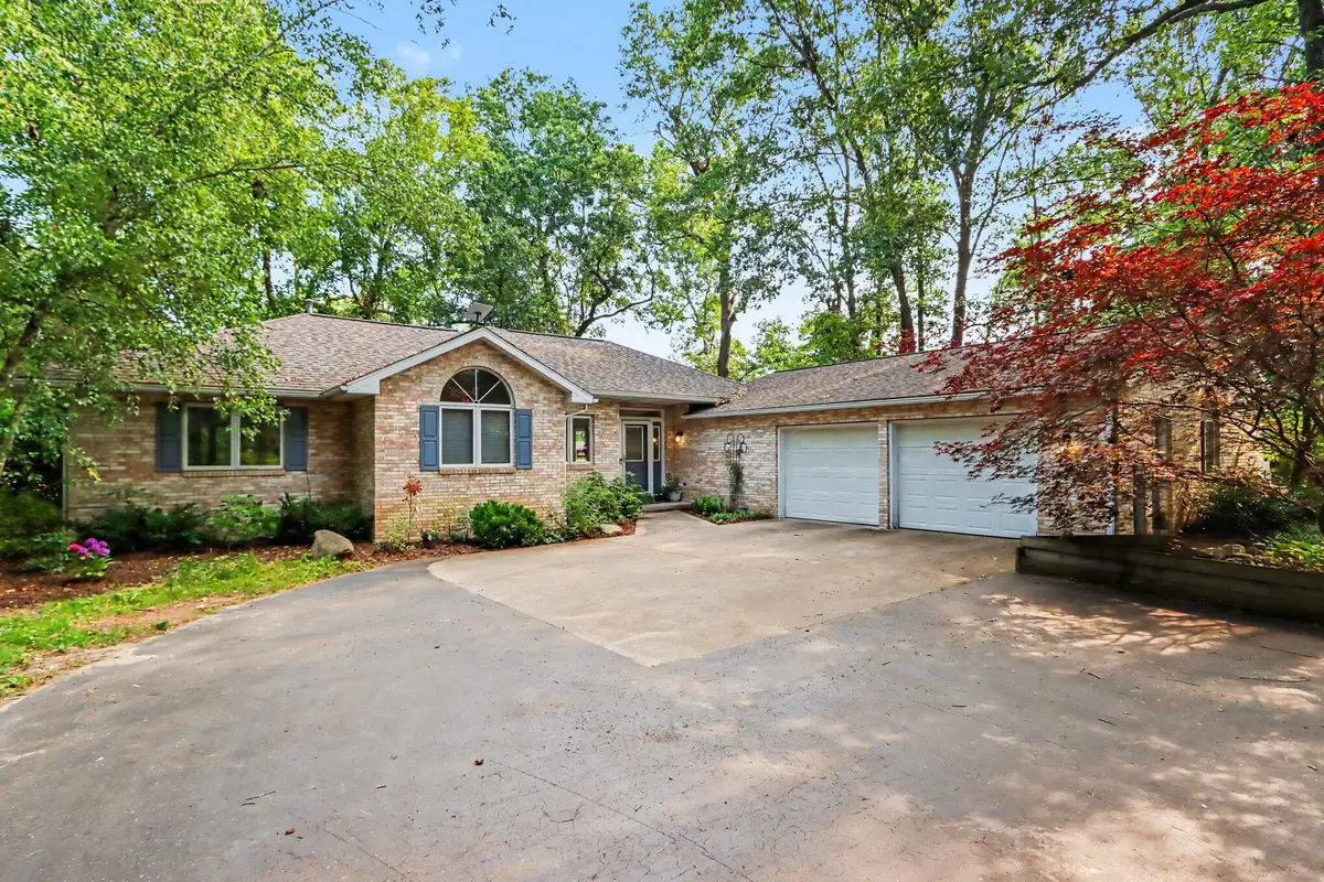 28284 62nd Avenue, Lawton, MI 49065 - #1
