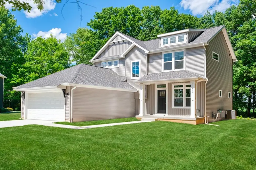 570 W Wildwood Drive, Owosso, MI 48867 - #3