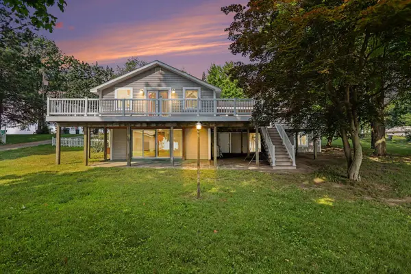 58881 Yeatter Road, Colon, MI 49040