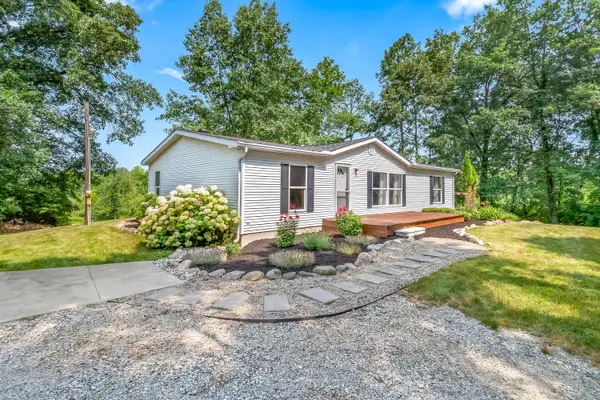 271 E Autumn Ln, Coldwater, MI 49036