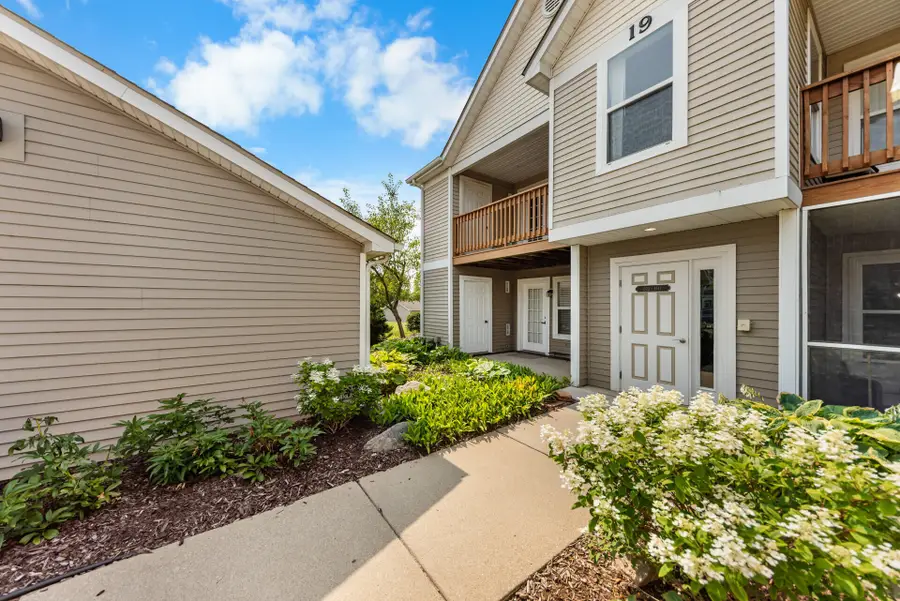 1527 Weatherstone Drive, Ann Arbor, MI 48108 - #2