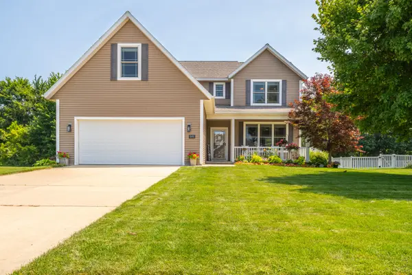 5891 Racine Drive, Stevensville, MI 49127