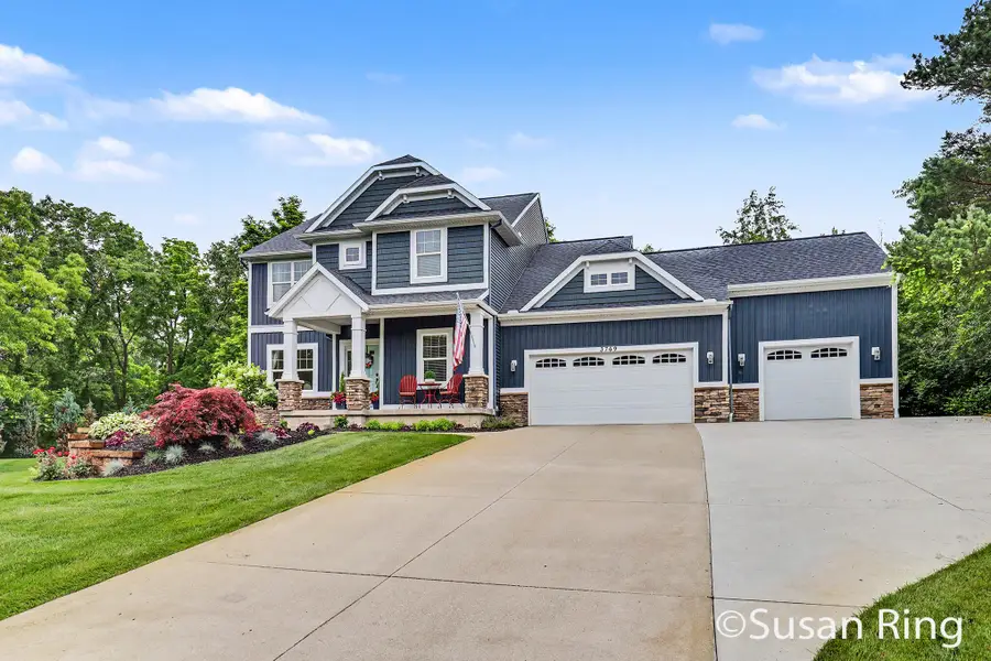 3769 Walnut Springs Drive Ne, Grand Rapids, MI 49525 - #2
