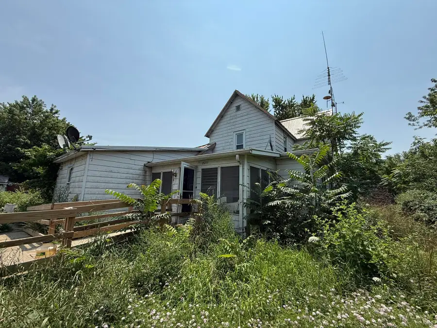 8211 S Lake Pleasant Road S, Hillsdale, MI 49242 - #2