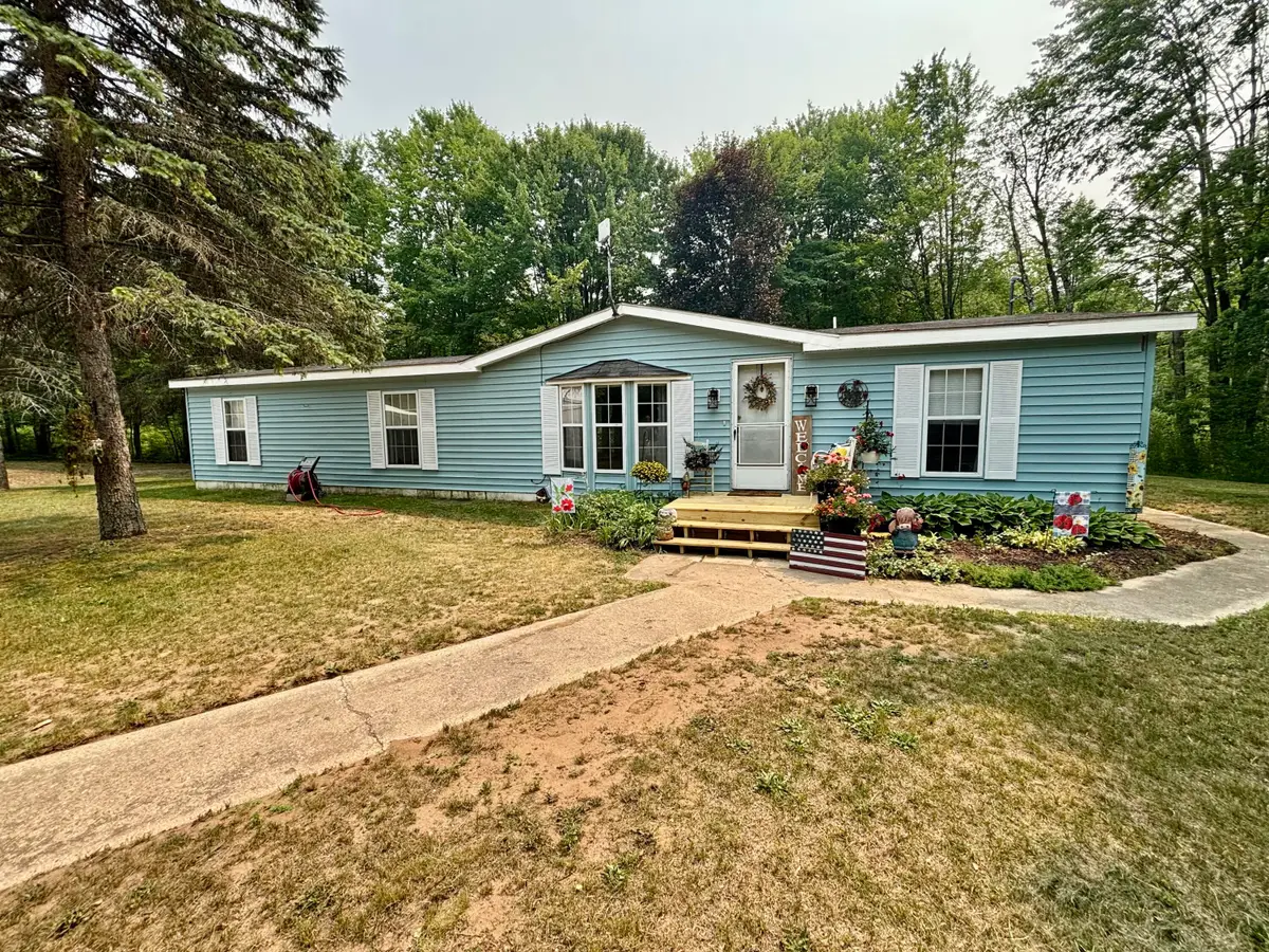 8464 15 Mile Road, Paris, MI 49338 - #1