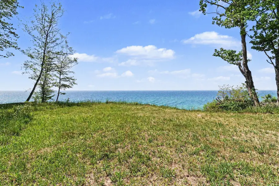 4539 S Lakeshore Drive #2.6 acres Vacant Land, Ludington, MI 49431 - #2
