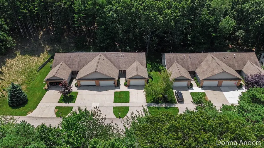 17517 Park Place Circle, Spring Lake, MI 49456 - #3