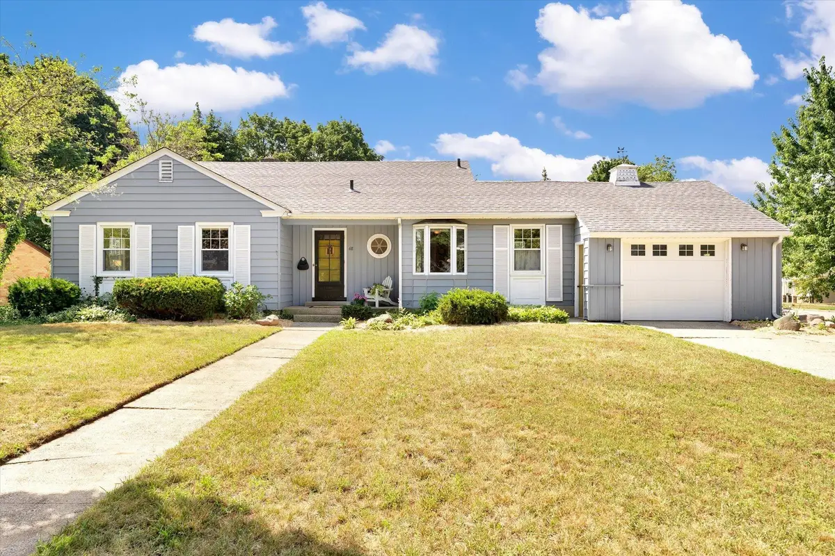 68 E 30th Street, Holland, MI 49423 - #1