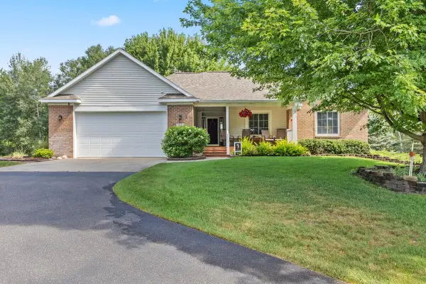711 Cedar Pines Drive Ne, Sparta, MI 49345