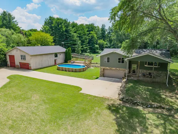 9625 Glenn Road, Grass Lake, MI 49240