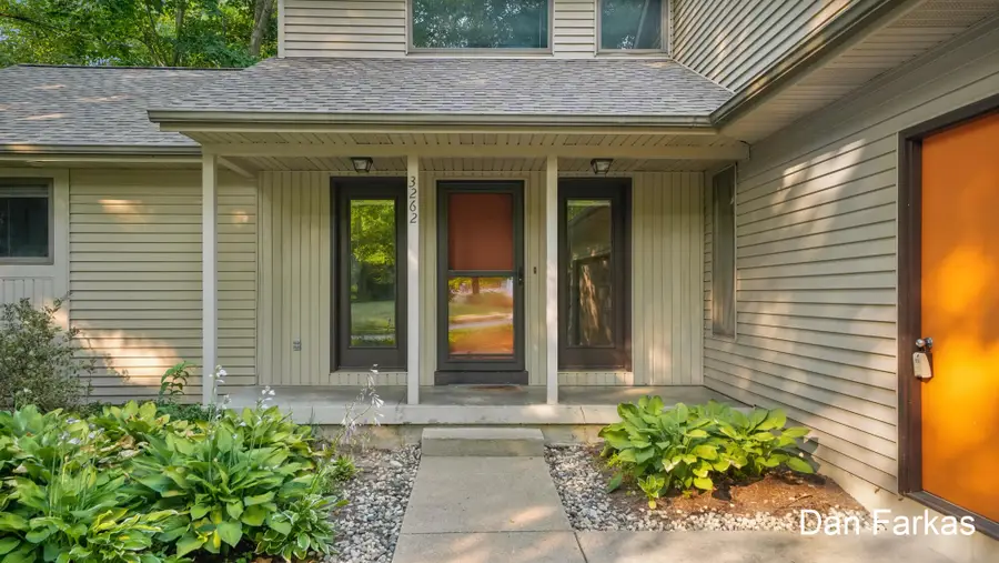3262 Breckenridge Court Ne, Grand Rapids, MI 49525 - #3