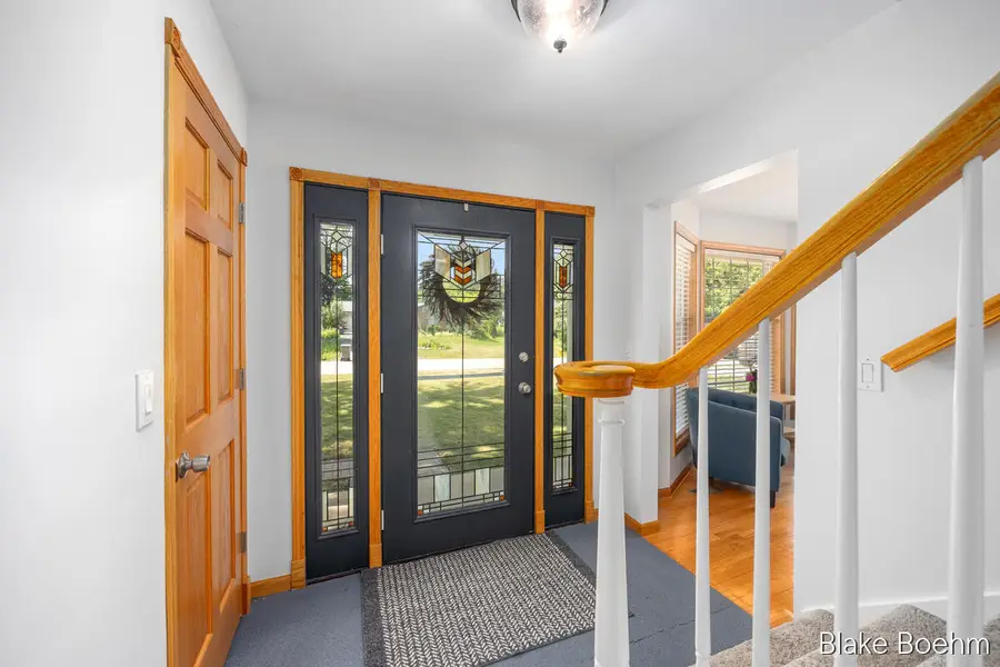 118 Lauderdale Avenue Ne, Grand Rapids, MI 49546 - #3