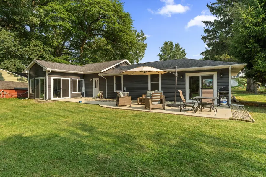 21684 Channel Parkway, Edwardsburg, MI 49112 - #2