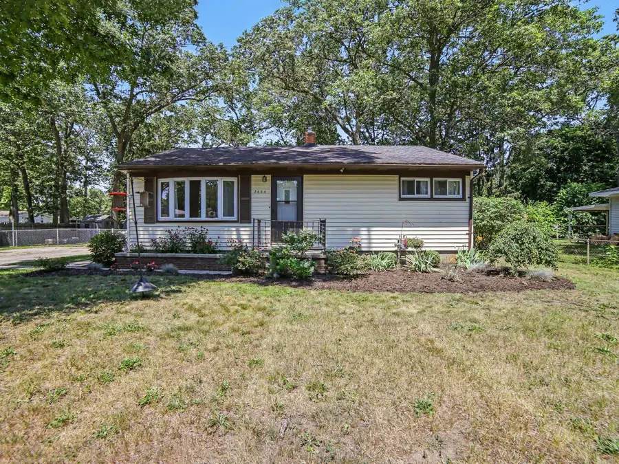 2434 Marcoux Avenue, Muskegon, MI 49442 - #2