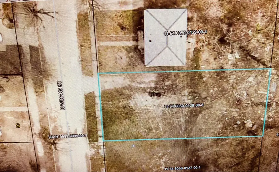 583 N Winans Street, Benton Harbor, MI 49022 - #2