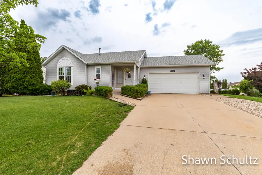 14307 Aspen Vale Drive, Holland, MI 49424 - #2