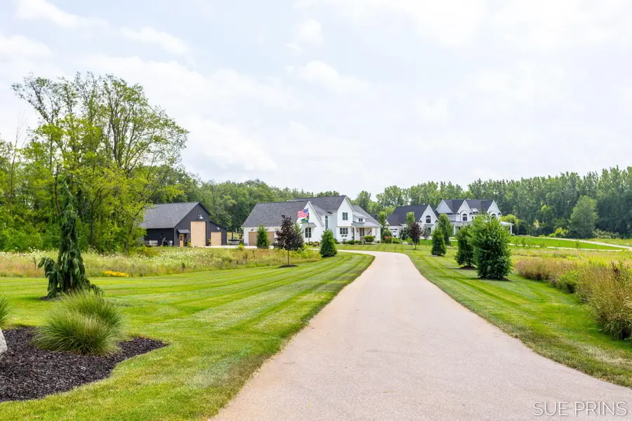 4668 76th Street Sw, Byron Center, MI 49315 - #2