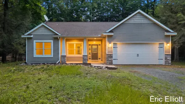 4434 N Pine Avenue, Mears, MI 49436