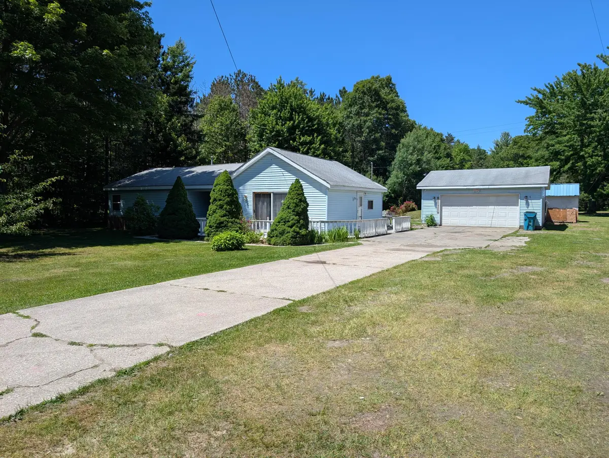 4460 W River Road, Muskegon, MI 49445 - #1