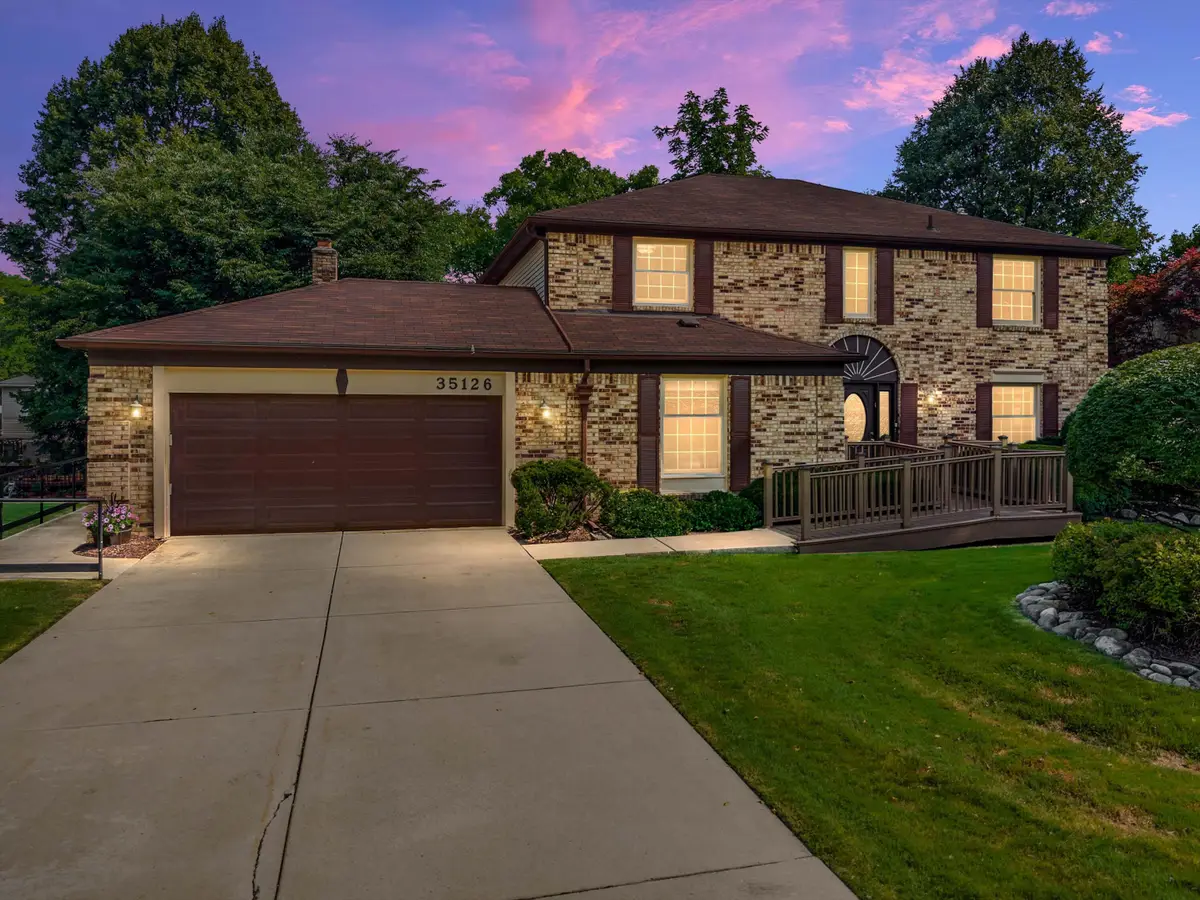 35126 Quaker Way, Farmington Hills, MI 48331 - #1